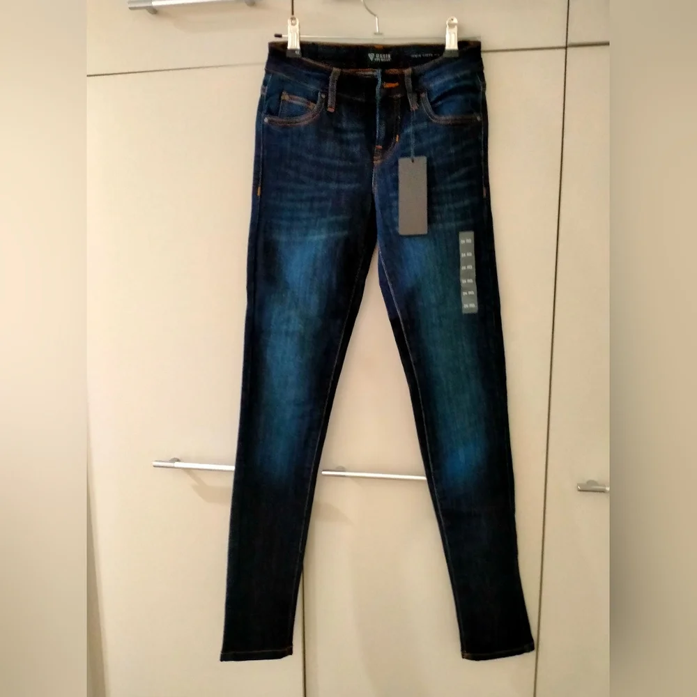 🥳 Sale 🥳 Guess Jeans size 24/ size 6 - Picture 1 of 3